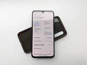 Xiaomi Mi9 SE (128 Gb) (3 foto / 8)
