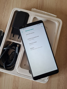 HTC U12 plus (128 Gb) (3 фото из 10)