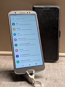 Motorola G6 (3 foto / 7)