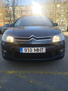 Ситроен С4 (8 фото из 8)