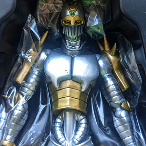 Anime JoJo Figuur / Kujuke Silver Chariot Super Action Statu (2 foto / 2)