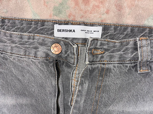 BERSHKA (3 foto / 3)