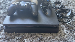 PS4 Slim CUH-2208A, 500GB + 2 controllers + 5 games (2 foto / 3)