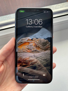 Apple IPhone 11 64 black (1 foto / 5)