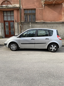 Renault Scenic 2 2006 (3 фото из 11)