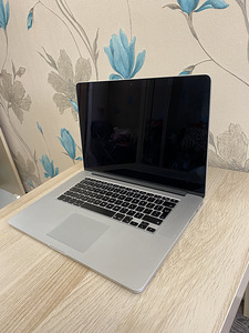 Macbook Pro i7/8 ozu /256ssd /intel HD graphics 4000Aku 1t (2 foto / 8)