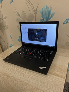 Lenovo Ryzen 5pro/16ddr4/256ssd/Vega 8fx (1 foto / 6)