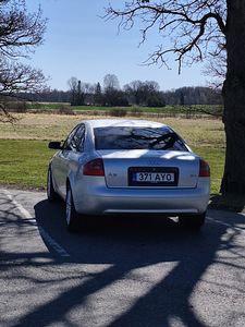Audi A6 C5 2.4 121 kw t.ü.07.2027 (4 foto / 6)