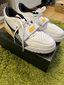 Nike Jordan tossud 43 Meeste | Tossud | Sneakers (3 foto / 9)