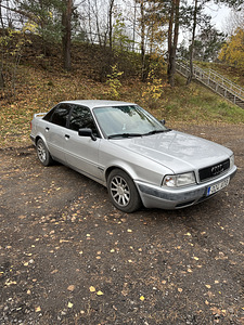 Audi 80 1.9 TDI (1 foto / 6)