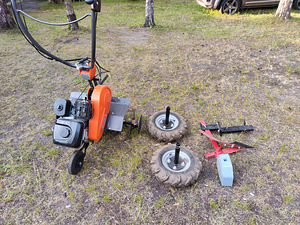 Husqvarna TF334 (1 foto / 2)
