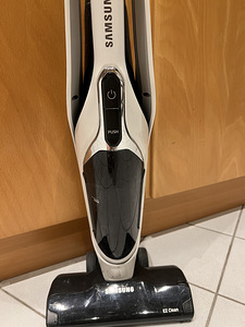 Пылесос безпроводной Samsung EZ Clean (5 фото из 5)