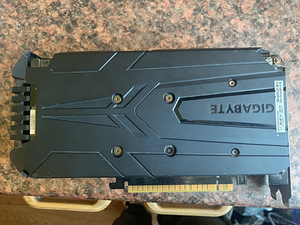 Gtx 1050 4gb (2 foto / 3)