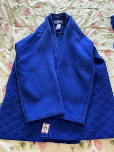 Litsinseeritud kimono (judo) (5 foto / 5)