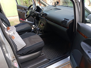 Müüa Seat Alhambra (3 foto / 8)