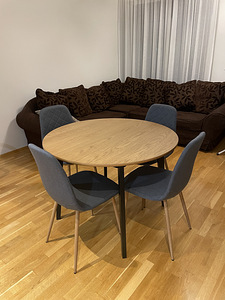 Müüa söögilaud + 4 tooli (1 foto / 2)