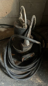 Grundfos SEG 40.12 purustajaga pump (1 foto / 1)