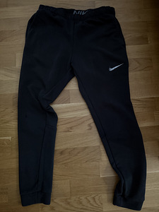 Nike брюки (1 фото из 1)