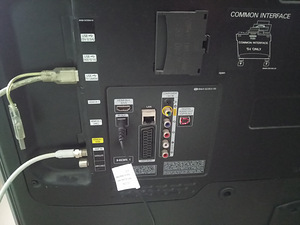 SAMSUNG UE46F6500SS (4 foto / 5)