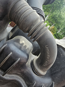 Alfa Romeo Giulietta AirFilter Box õhufiltri (3 foto / 5)