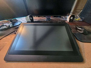 Wacom Cintiq 16 (1 фото из 3)