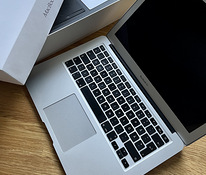MacBook Air 13 дюймов, начало 2015 г., 128 ГБ