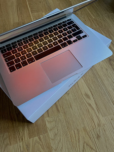 Macbook Air 13” Early 2015 128GB (3 foto / 5)