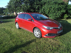 Toyota auris active plus (1 фото из 9)