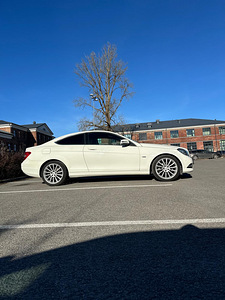 Продам Mercedes Benz C 2.2 d (4 фото из 9)