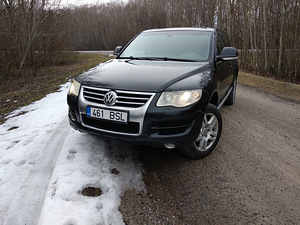 Volkswagen Touareg (1 foto / 7)