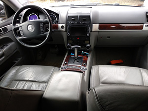M: Volkswagen Touareg (8 foto / 8)