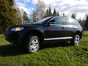 M: Volkswagen Touareg (5 foto / 7)