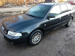 Продается: Audi A4 (3 фото из 5)
