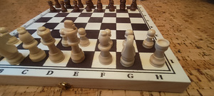 Müüakse komplekt kabe, male ja backgammoni mängimiseks! (4 foto / 7)
