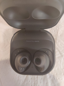 Продам galaxy buds2 pro (2 фото из 5)