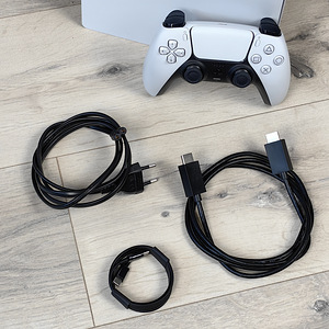 Playstation 5 slim ps 5 (2 foto / 2)