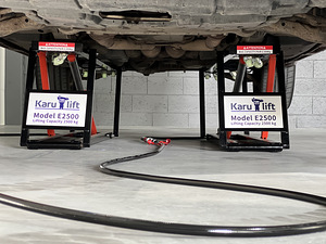 Karulift E2500 hüdrauliline autotõstuk (4 foto / 9)
