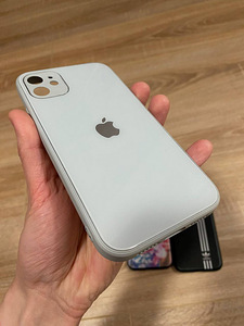 Чехол для iphone 11 (2 фото из 3)