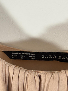 Müüa naiste Zara Basic kleit (2 foto / 2)
