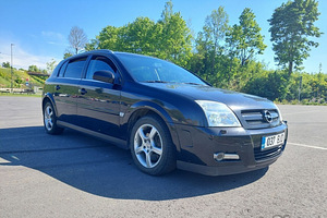 Opel Signum 3.2 155kw (1 foto / 5)