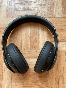 Beats Studio Wireless (5 фото из 5)