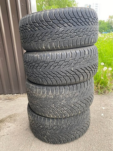 275 R19 M+S Nokian (2 foto / 4)