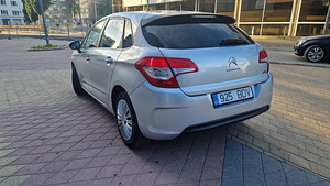 Продам авто (4 фото из 5)