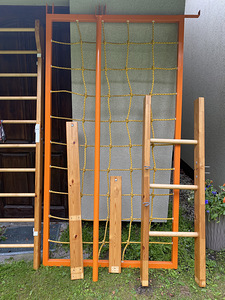 Spotdisein (rootsisein) / Wall bars (3 foto / 5)