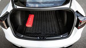 Tesla Model 3 (15 фото из 15)