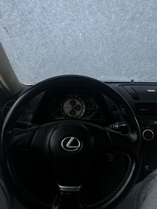Lexus is200 2005 +ГБО (3 фото из 4)