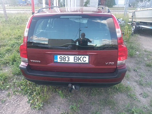 Volvo v70 (6 фото из 15)
