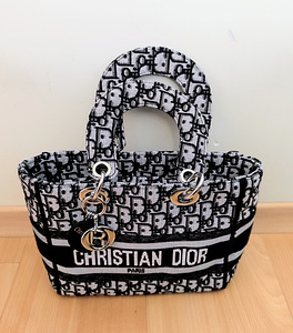 Käekott DIOR replica (1 foto / 3)