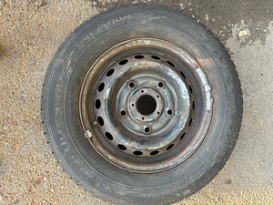 Продаются диски с шинами 215/55R15C Ford (6.5Jx15 ET60) (2 фото из 8)