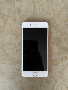 iPhone 8 64 ГБ (1 фото из 2)